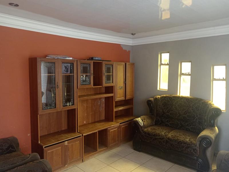 4 Bedroom Property for Sale in Bronville Free State